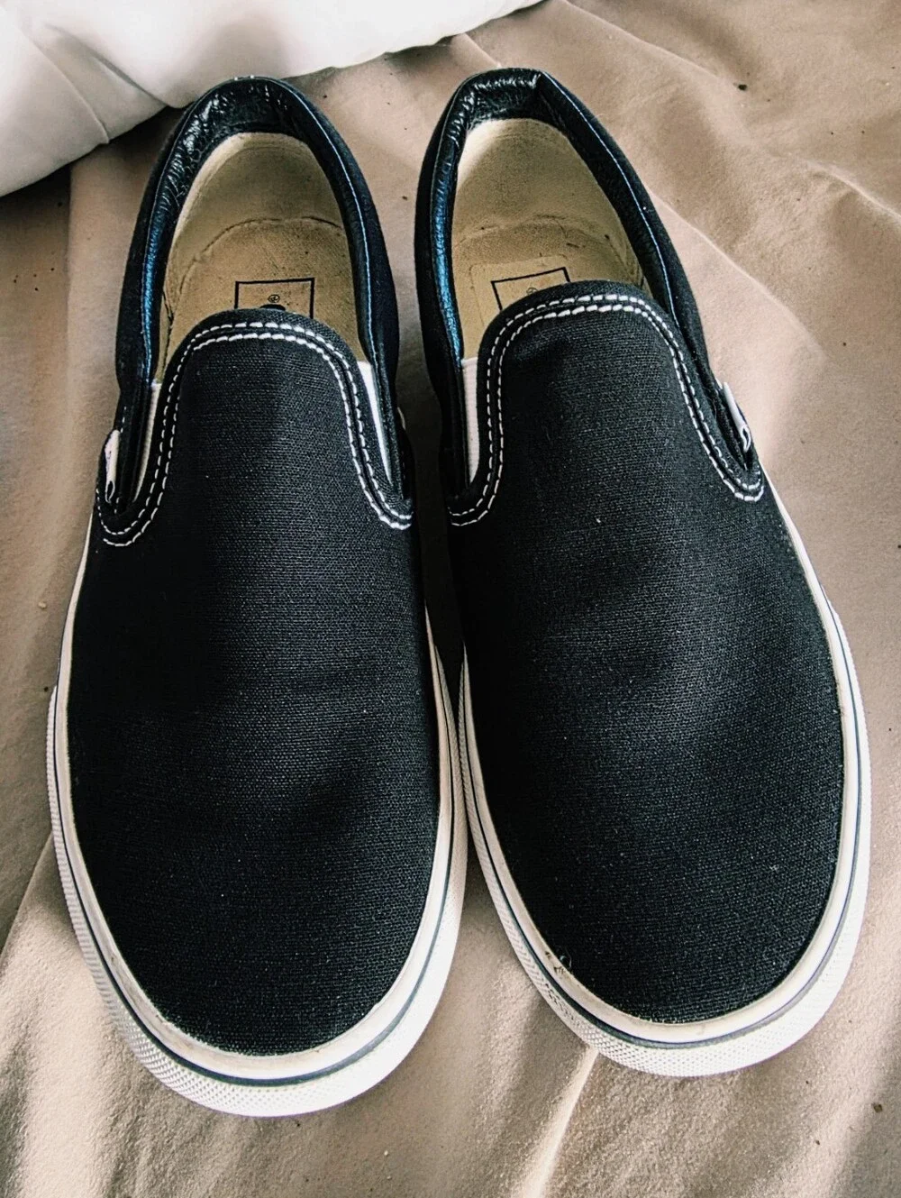Vans Classic Slip-On Platform black 8.5 women 7 men
